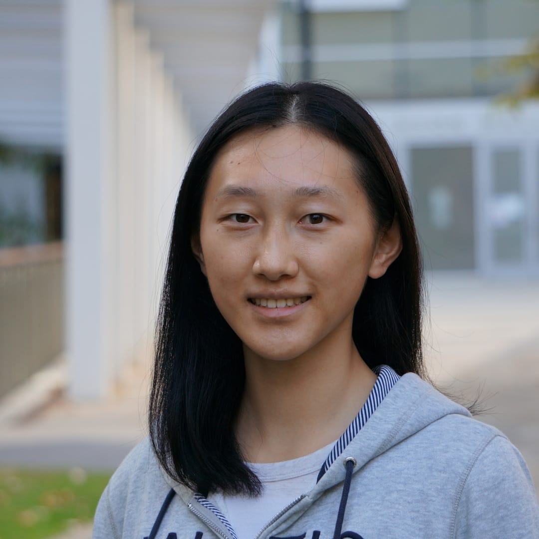 Profile photo of Vivian Liu